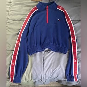 Tommy Hilfiger Cropped Sweatshirt